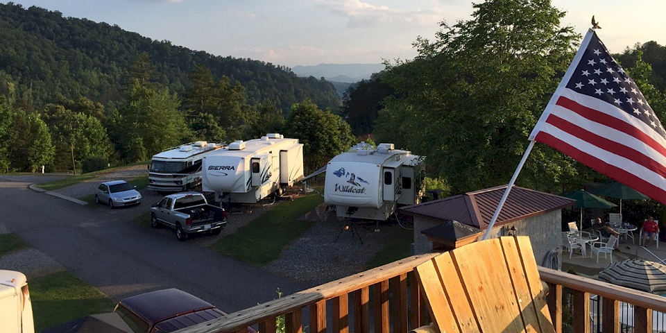 the-great-outdoors-rv-resort-–-franklin,-nc