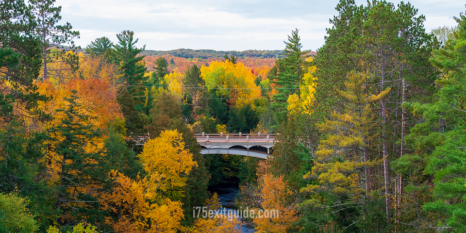 Michigan Fall Foliage | I-75 Exit Guide